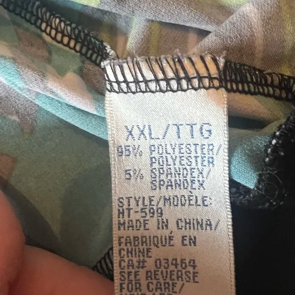 🐳 Ricki’s Womans Tank - Picture 3 of 4